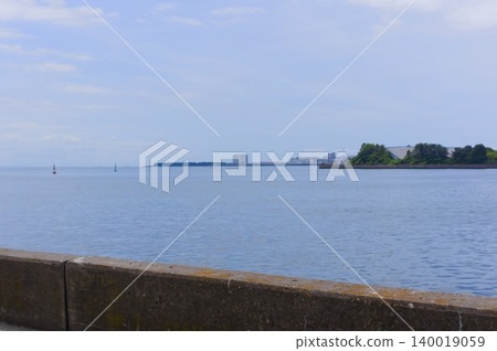 Edogawa River Floodway Estuary, Ichikawa City, Chiba Prefecture, May 2026 Edogawa River Floodway Estuary, Ichikawa City, Chiba Prefecture, May 2026 140019059