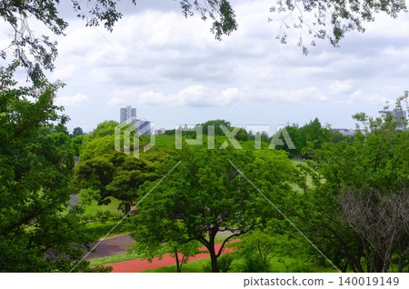 View from the observation deck of Misato Park in Misato City, Saitama Prefecture, May 2026 View from the observation deck of Misato Park in Misato City, Saitama Prefecture, May 2026 140019149