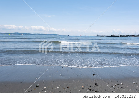 Katase Higashihama Beach, Enoshima in summer, Shonan, Kanagawa Katase Higashihama Beach, Enoshima in summer, Shonan, Kanagawa 140019238