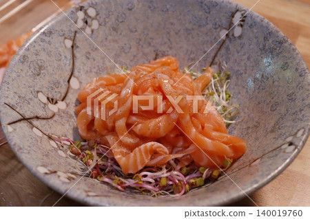 Fresh Salmon and Sprouts Bowl in Ceramic Dish 140019760