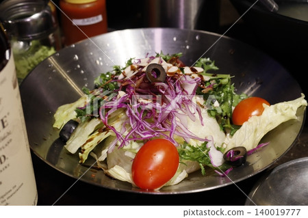 Fresh Salad with Tomatoes and Purple Cabbage Fresh Salad with Tomatoes and Purple Cabbage 140019777