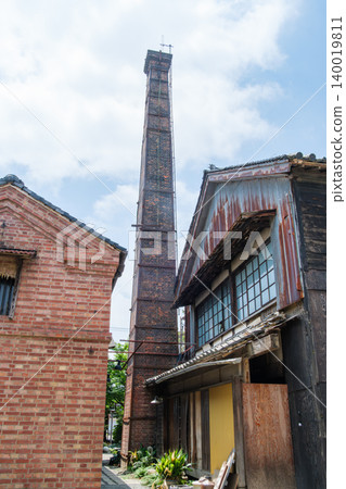 Storehouse and chimney Storehouse and chimney 140019811
