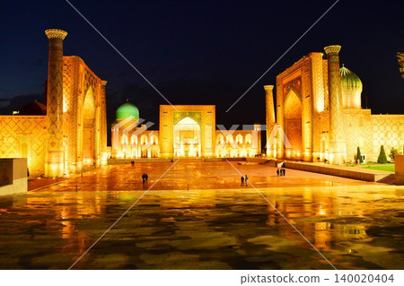 Registan Square, illuminated in Samarkand 140020404