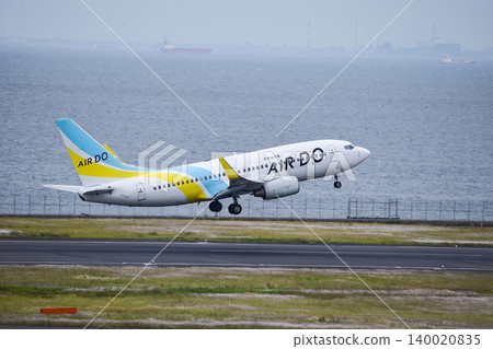 Boeing 737 Air Do Boeing 737 Air Do 140020835
