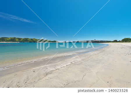 [Hashigui Beach] Kujinokawa, Kushimoto-cho, Higashimuro-gun, Wakayama Prefecture 140023326