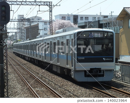 Odakyu 3000 series refurbished train (photographed at Chuo-Rinkan Station) Odakyu 3000 series refurbished train (photographed at Chuo-Rinkan Station) 140023964