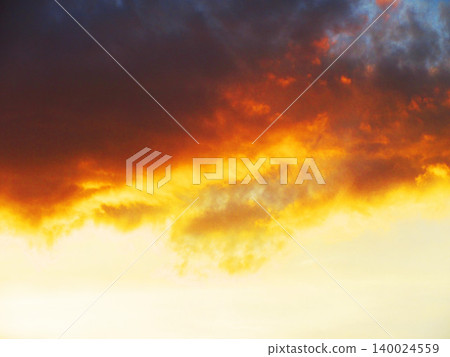 埼玉縣川口市的夕陽天空的美麗風景 埼玉縣川口市的夕陽天空的美麗風景 140024559