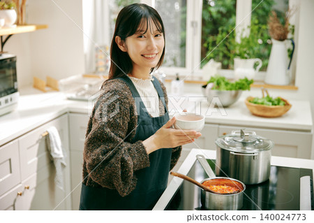 喜歡做飯的女人 140024773