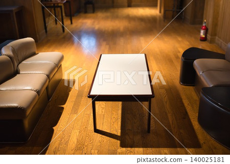 The reception room of the Ozu Red Brick Building 140025181