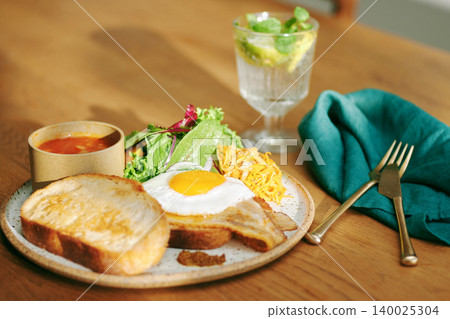 Fashionable one plate lunch Fashionable one plate lunch 140025304