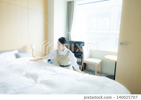 中年女清潔工 140025707