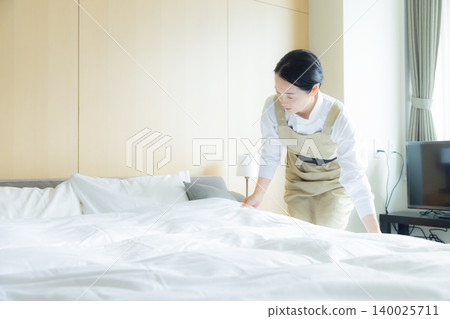 中年女清潔工 中年女清潔工 140025711