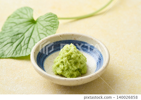 磨碎的山葵 140026858