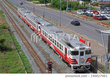 Thai State Railway's former JR East Kiha 40 Thai State Railway's former JR East Kiha 40 140027981