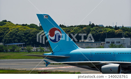 有標誌的大韓航空客機尾翼 140028761