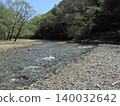 山間傳來潺潺溪水聲。 140032642