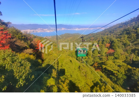 [Hiroshima Prefecture] Miyajima Ropeway, one of Japan's Three Most Scenic Views 140033385