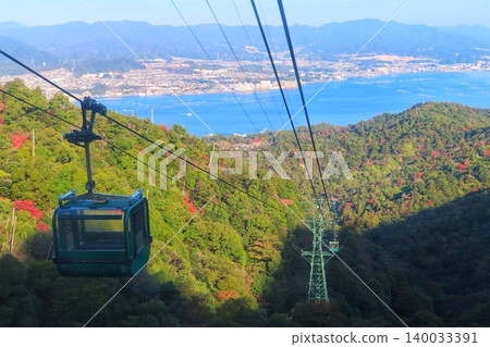 [Hiroshima Prefecture] Miyajima Ropeway, one of Japan's Three Most Scenic Views 140033391