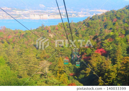 [Hiroshima Prefecture] Miyajima Ropeway, one of Japan's Three Most Scenic Views 140033399