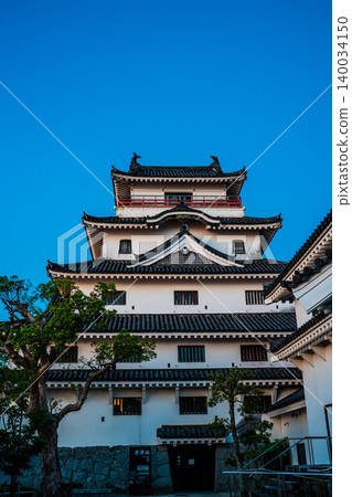 Morning view of Karatsu Castle [Karatsu City, Saga Prefecture] 140034150
