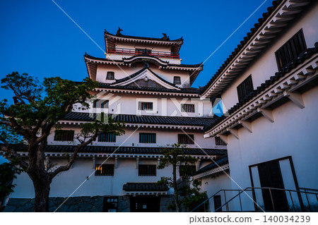 Dawn at Karatsu Castle [Karatsu City, Saga Prefecture] 140034239