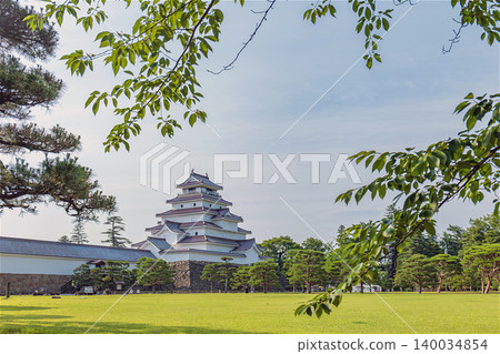 View of the castle tower from the site of the main hall of Aizu-Wakamatsu Castle. 140034854