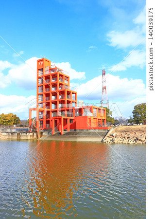 Scenery of the water tower at Ochiai Park Folly, Kasugai City, Aichi Prefecture Scenery of the water tower at Ochiai Park Folly, Kasugai City, Aichi Prefecture 140039175