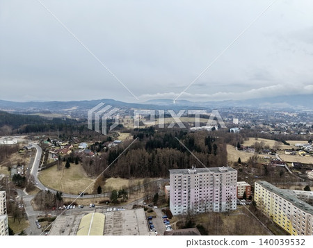 Analyzing transportation flow and parking integration in residential neighborhoods with surrounding hills Analyzing transportation flow and parking integration in residential neighborhoods with surrounding hills 140039532