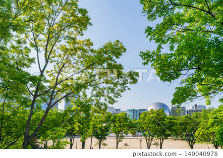Shirakawa Park and Fuji Nagoya Science Museum, urban oases (Nagoya City, Aichi Prefecture) 140040978