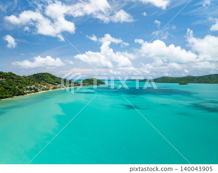 Beautiful sea with clear blue sky background in summer season Amazing sea and sun daylight relaxation landscape view in Phuket island Thailand for Summer and travel background Beautiful sea with clear blue sky background in summer season Amazing sea and sun daylight relaxation landscape view in Phuket island Thailand for Summer and travel background 140043905