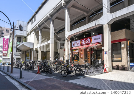 橫濱市中區城市景觀:石川町站中華街出口 橫濱市中區城市景觀:石川町站中華街出口 140047233