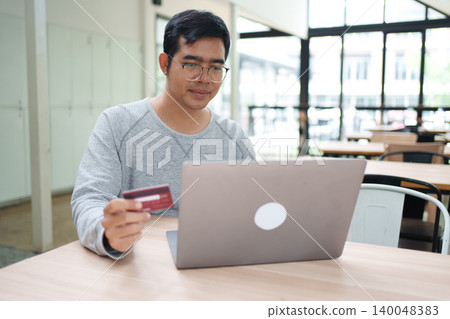 Credit card payment for digital purchase and online banking. Credit card payment for digital purchase and online banking. 140048383