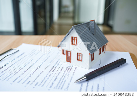 Real Estate Lease Agreement For Property Rental Mortgage Ownership And Legal Contract Real Estate Lease Agreement For Property Rental Mortgage Ownership And Legal Contract 140048398