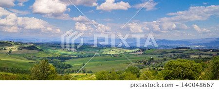 Beautiful Tuscan landscape, spring nature. Sunny fields in the hills of Tuscany, Italy Beautiful Tuscan landscape, spring nature. Sunny fields in the hills of Tuscany, Italy 140048667