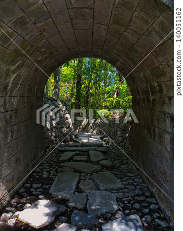 老隧道 140051162