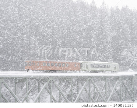 The Tadami Line in a blizzard The Tadami Line in a blizzard 140051185