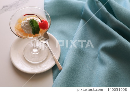 Peach jelly Peach jelly 140051908