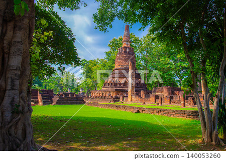 Landmark of old chedi made of ancient bricks in the Kamphaeng Phet Historical Park, Thailand. Landmark of old chedi made of ancient bricks in the Kamphaeng Phet Historical Park, Thailand. 140053260