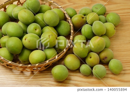 Plum fruit Plum fruit 140055894