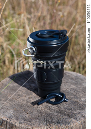 Foldable silicone cup for drinks 140059231