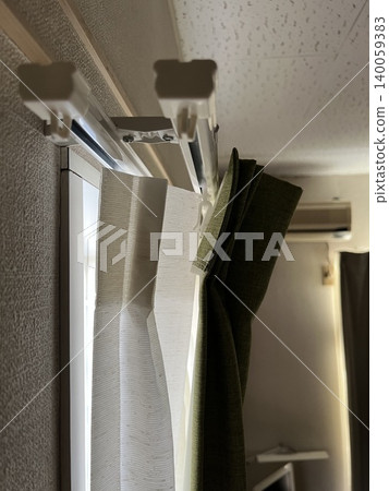 closet, hangar, hanger 140059383