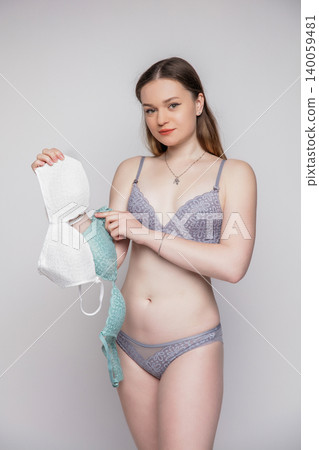 Portrait of a lovely woman Portrait of a lovely woman 140059481
