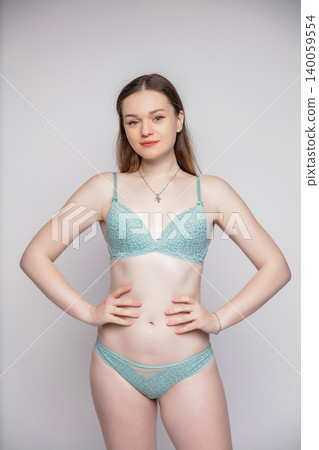 Portrait of a beautiful woman Portrait of a beautiful woman 140059554