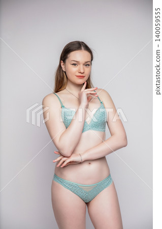 Portrait of a pretty woman Portrait of a pretty woman 140059555