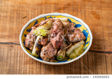 涅吉瑪:經典的炭烤雞肉串。 涅吉瑪:經典的炭烤雞肉串。 140060063