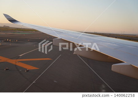 Jet Jet 140062258