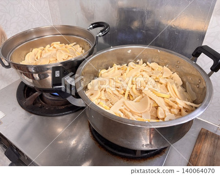 Bamboo shoots, a spring ingredient Bamboo shoots, a spring ingredient 140064070
