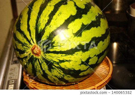 watermelon   140065382