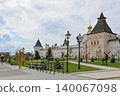 City square near the walls of the Rostov Kremlin in Rostov Veliky 140067098