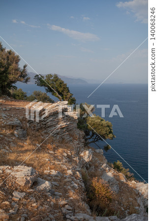 Mountain cliff on the Mediterranean coast Mountain cliff on the Mediterranean coast 140068246